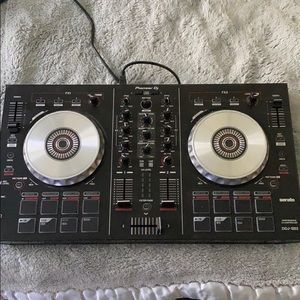 Pioneer DJ DDJ-SB3 Serato DJ